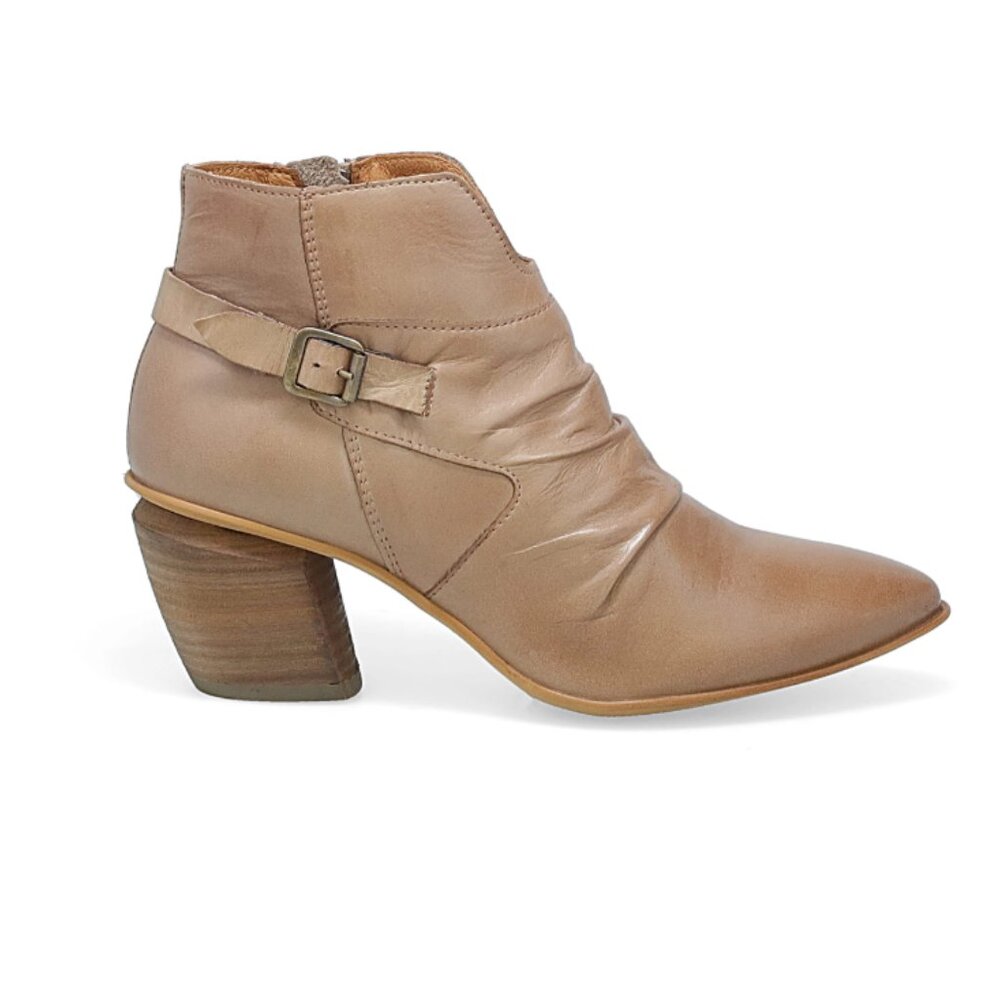 NEW MIZ MOOZ Made In Portugal Leather Joella Booties in beige for women 825 6m3